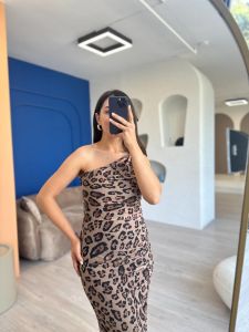 Leopar Tek Kol ELbise