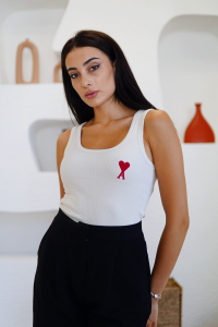 Krem Kırmızı Yazı Nakış Detaylı Atlet Bluz